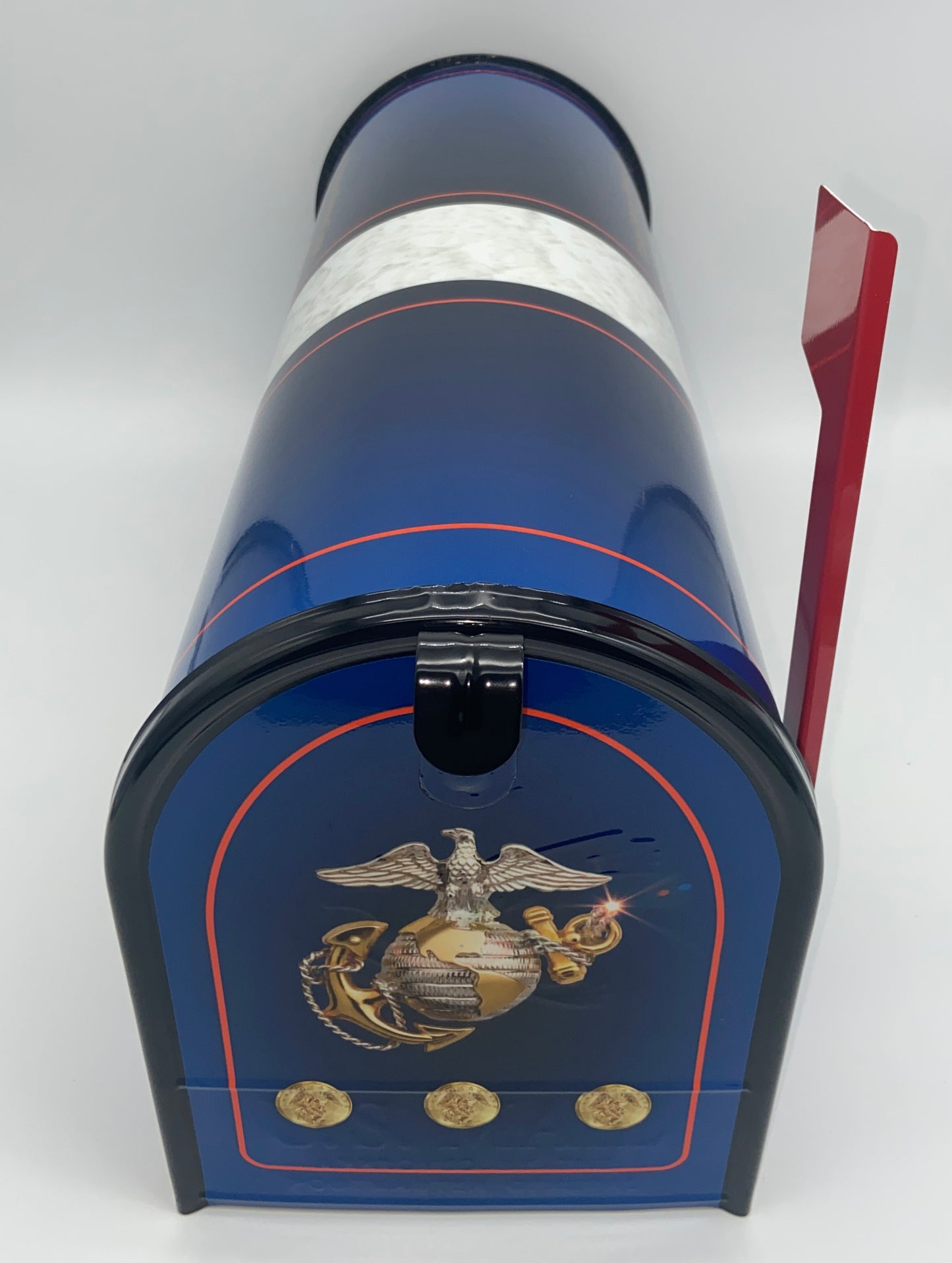 “U.S. Marines Custom Mailbox: Proudly Display Your Service with Personalized Name and Address