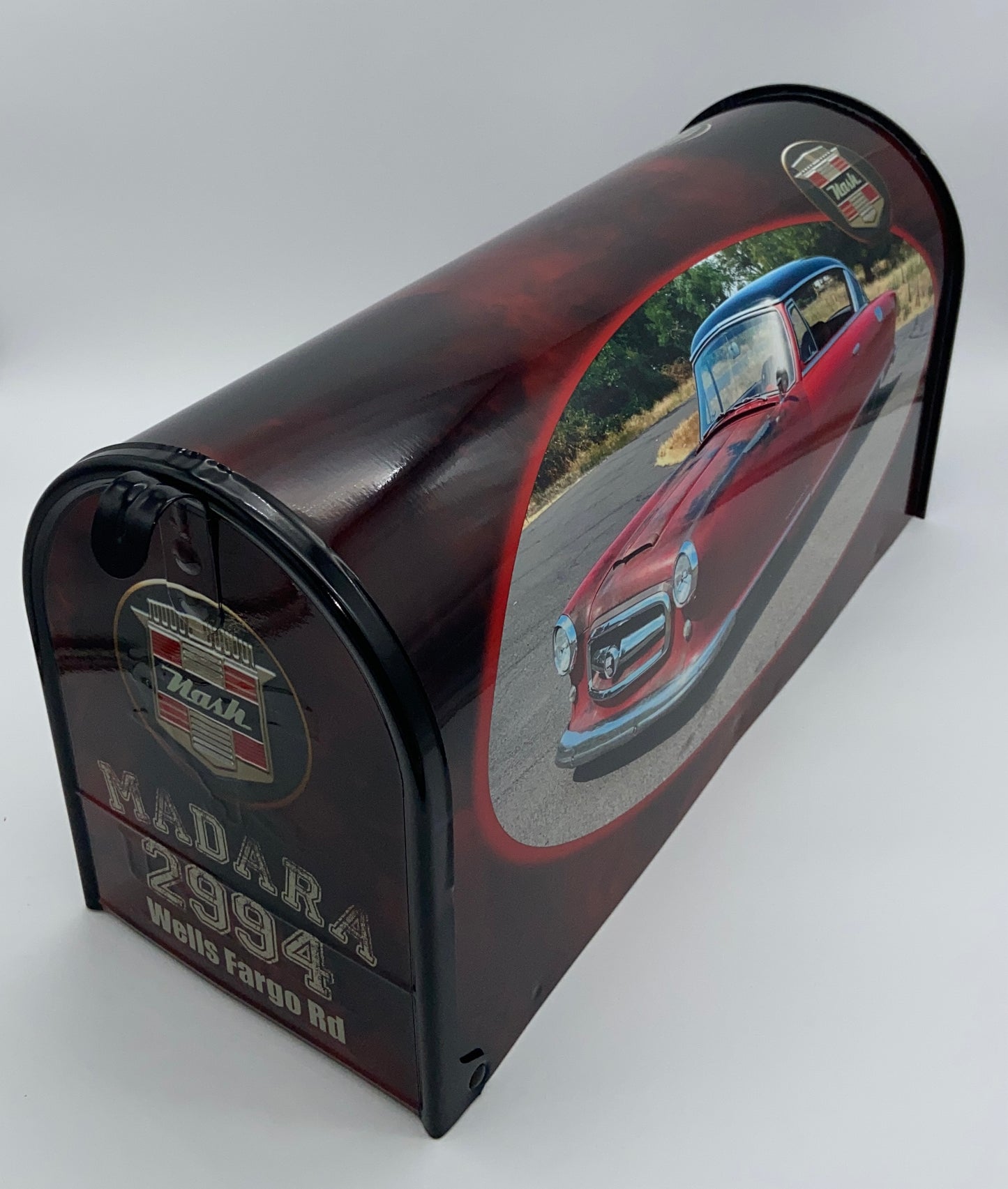 “Custom Nash Hotrod Mailbox: A Stylish Tribute to Classic Automotive Culture!”