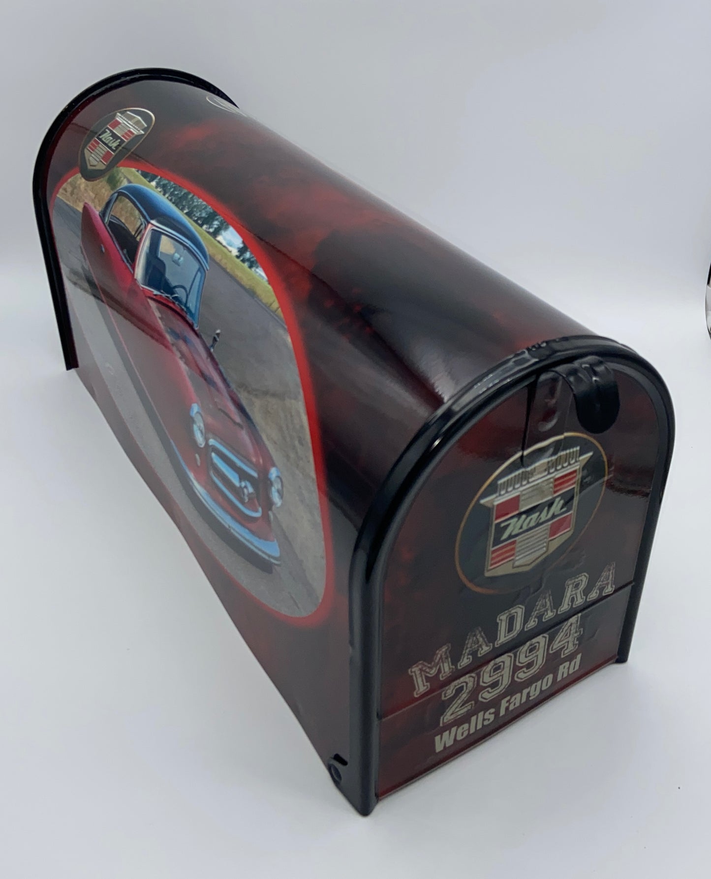 “Custom Nash Hotrod Mailbox: A Stylish Tribute to Classic Automotive Culture!”