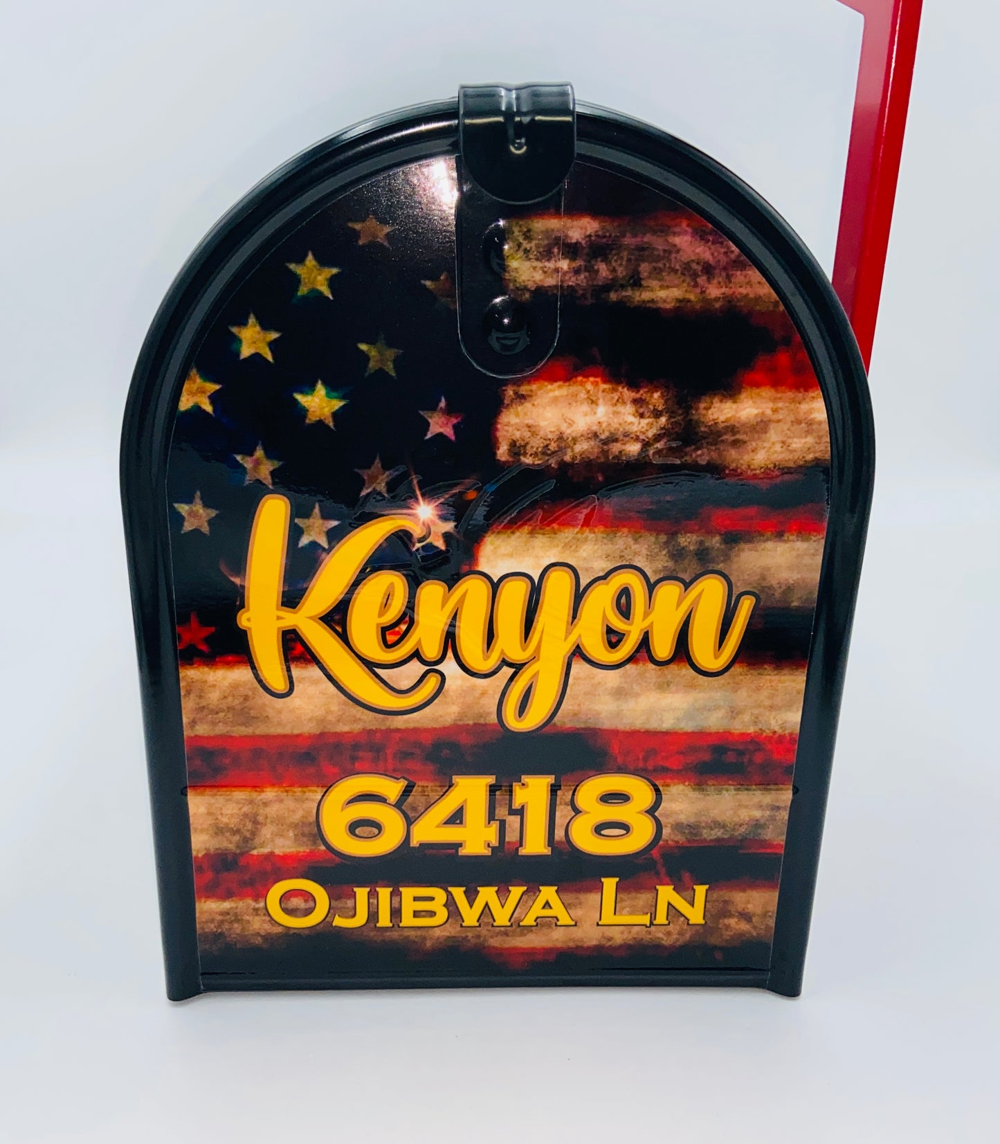 Eagle landing custom mailbox, Patriotic mailbox gift for mom and dad